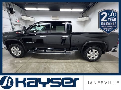 Used 2020 Chevrolet Silverado 3500 LTZ w/ LTZ Premium Package image 3