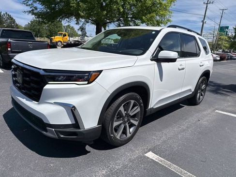 Certified 2023 Honda Pilot Elite image 7