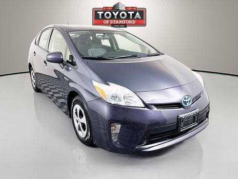 Used 2012 Toyota Prius Two FWD image 1