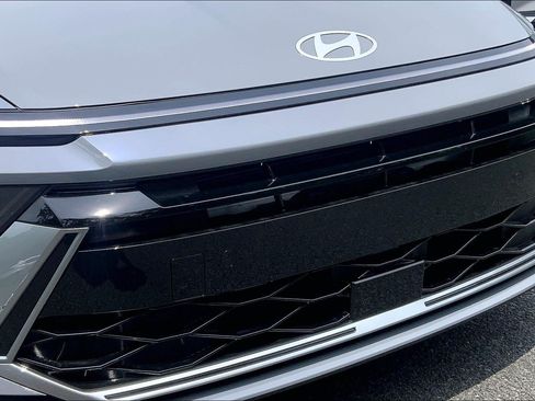 Used 2025 Hyundai Sonata SE FWD image 31