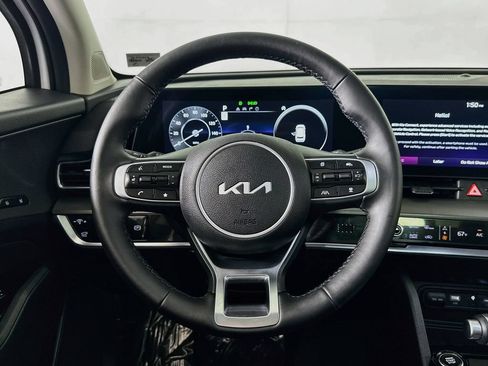 Used 2025 Kia Sportage SX AWD/4WD image 11