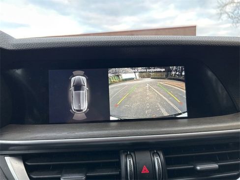 Used 2022 Alfa Romeo Stelvio Ti image 35