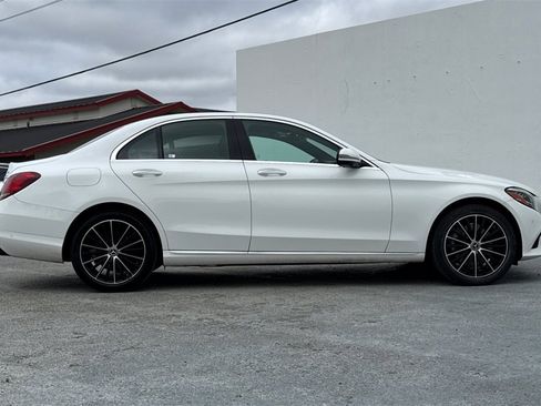 Used 2019 Mercedes-Benz C 300 4MATIC Sedan image 2