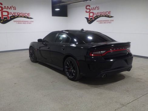 Used 2022 Dodge Charger Scat Pack w/ Plus Group image 2