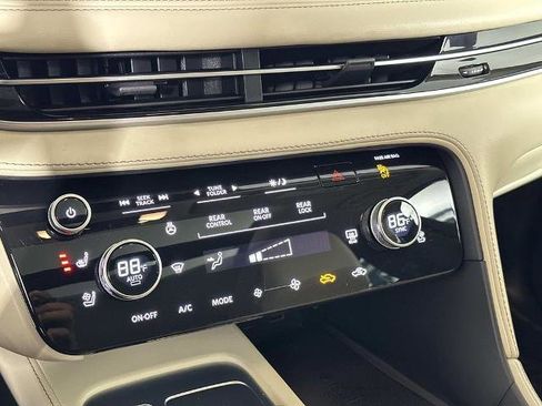 Certified 2023 INFINITI QX60 Luxe w/ Performance Audio Package image 14