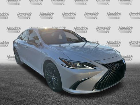 Used 2023 Lexus ES 350 w/ Premium Package image 2