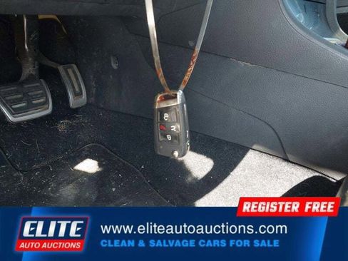 Used 2017 Volkswagen GTI Autobahn FWD image 21