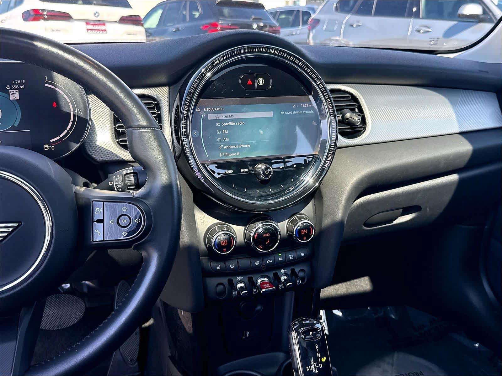 Used 2024 MINI Cooper 2-Door Hardtop FWD image 11