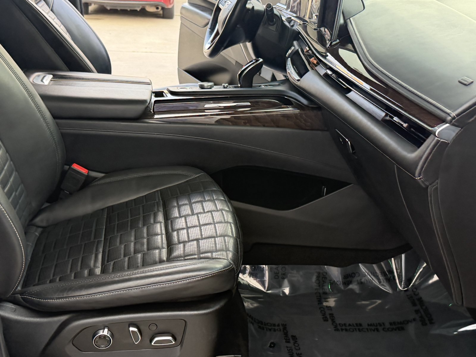 Used 2021 Cadillac Escalade Sport Platinum AWD/4WD image 34