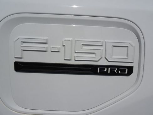 Used 2022 Ford F150 Lightning Pro image 39
