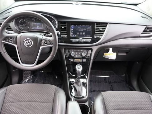 Used 2022 Buick Encore Preferred w/ Safety Package FWD image 17