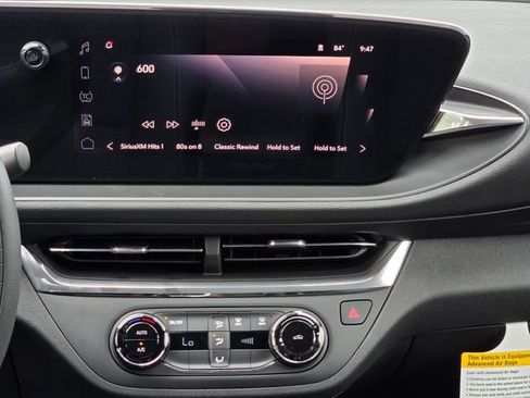 New 2026 Buick Envista Sport Touring w/ Advanced Safety Package FWD image 8