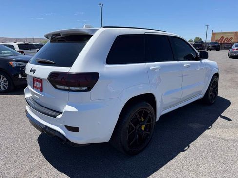 Used 2018 Jeep Grand Cherokee Trackhawk AWD/4WD image 5