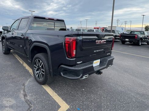 Certified 2022 GMC Sierra 1500 AT4 w/ AT4 Preferred Package AWD/4WD image 6