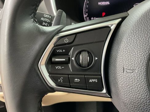 Used 2023 Acura MDX SH-AWD w/ Technology Package image 9