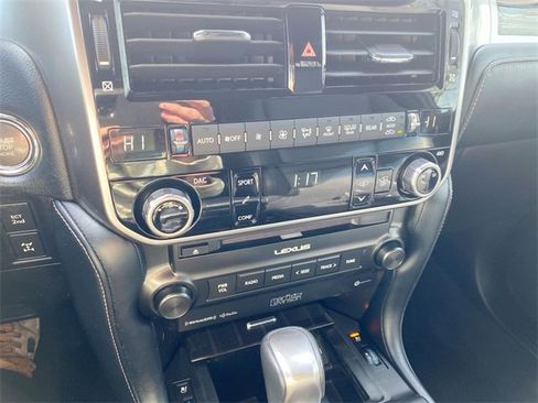 Used 2023 Lexus GX 460 Luxury w/ Sport Design Package image 19