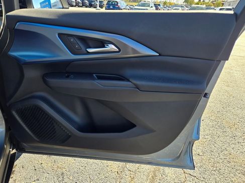 New 2026 Chevrolet Equinox EV LT image 6