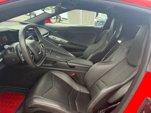 Used 2022 Chevrolet Corvette Stingray Coupe w/ 1LT RWD image 11