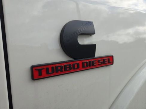 Used 2024 RAM 2500 Limited image 9