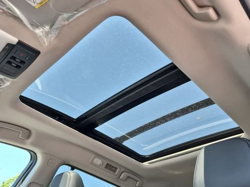 New 2026 Nissan Pathfinder Platinum AWD/4WD image 14