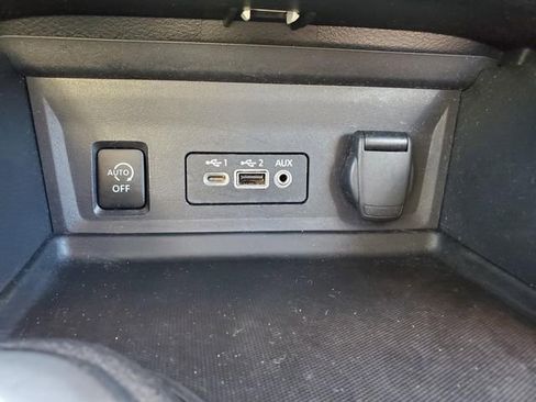 Certified 2024 Nissan Sentra SV image 23