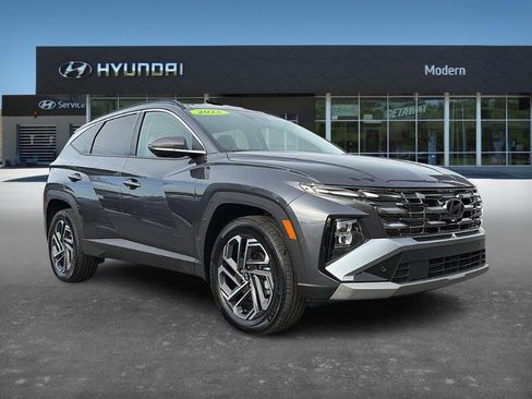 Certified 2025 Hyundai Tucson Limited image 3
