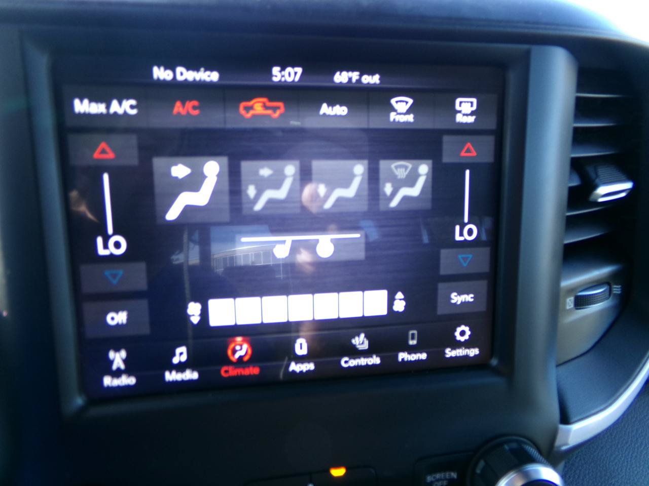 Used 2021 RAM 1500 Big Horn AWD/4WD image 28