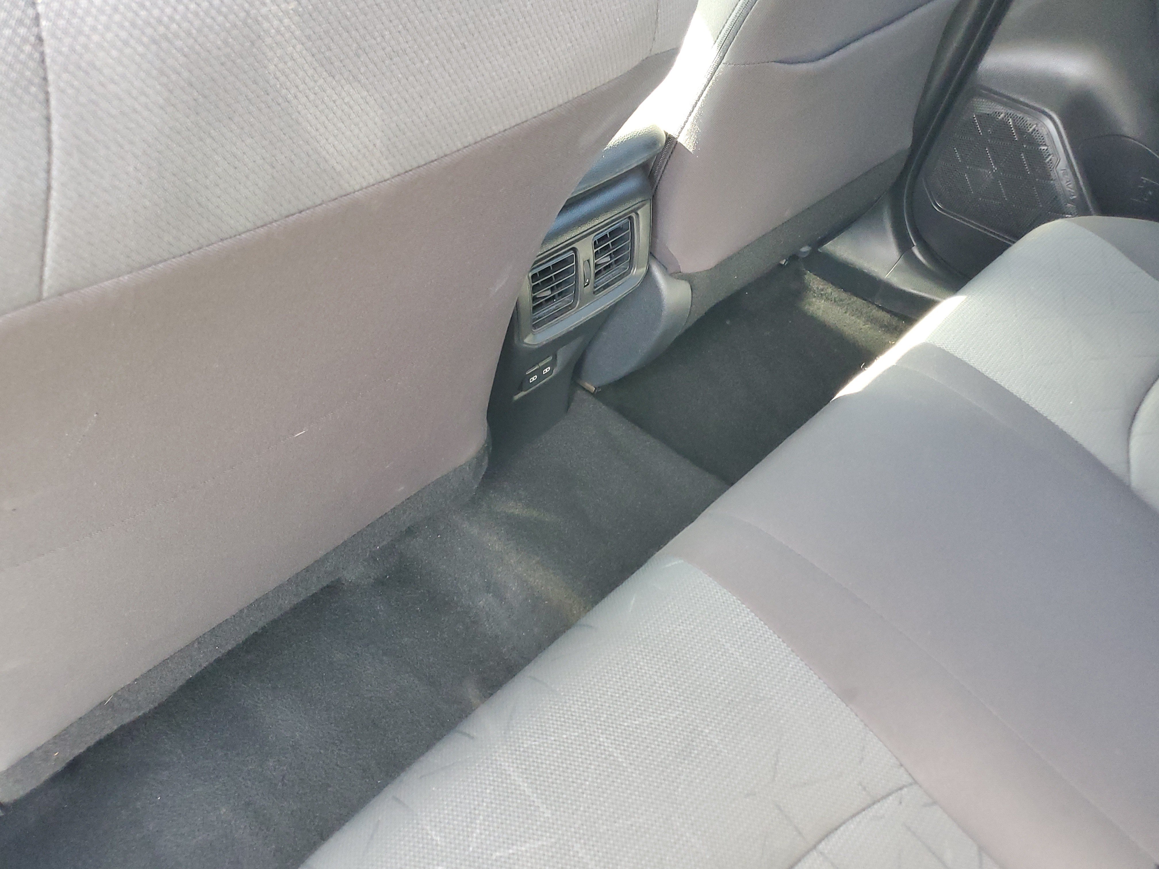 Certified 2025 Toyota RAV4 XLE AWD/4WD image 12