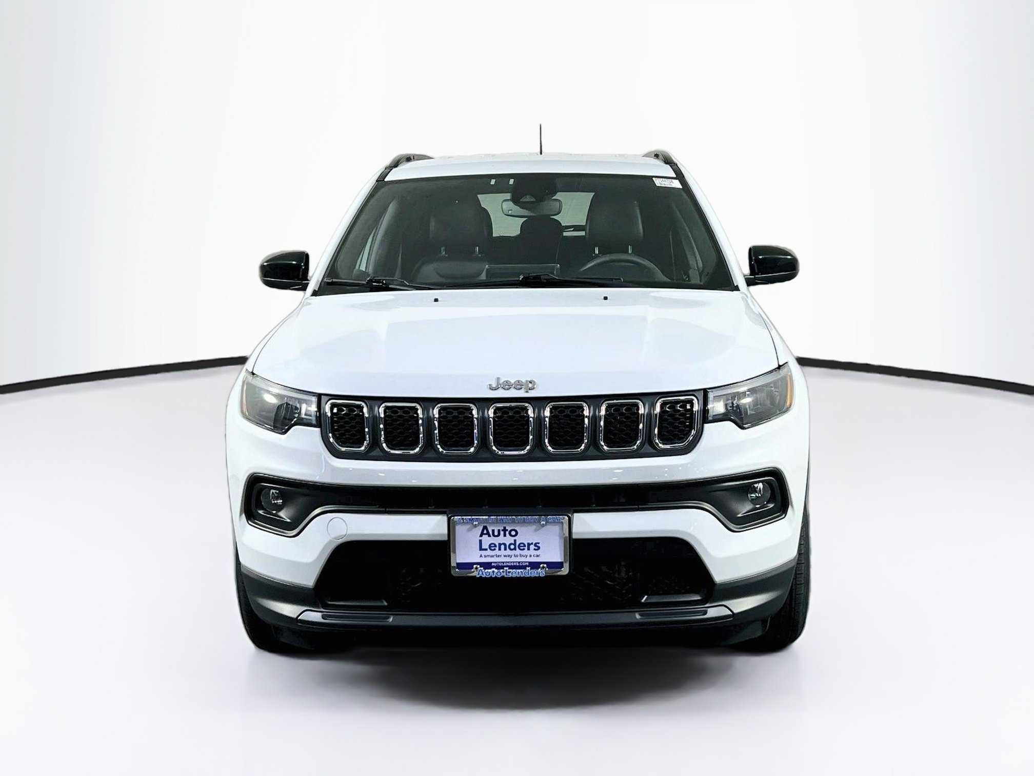 Used 2023 Jeep Compass Latitude w/ Convenience Group AWD/4WD image 2