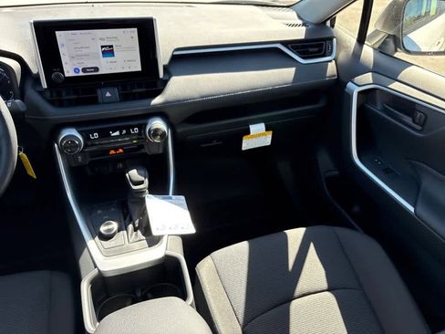 Used 2025 Toyota RAV4 LE image 5