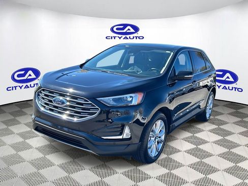 Used 2022 Ford Edge Titanium image 9