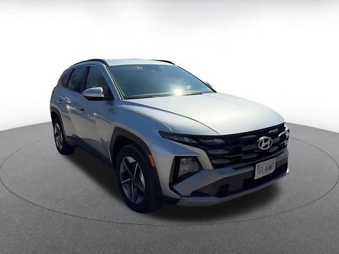 Used 2025 Hyundai Tucson SEL image 3