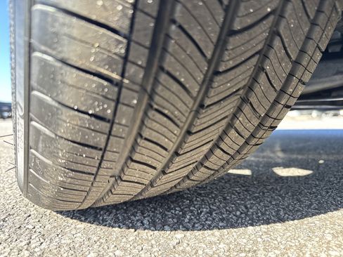 Used 2020 Toyota Corolla SE image 12