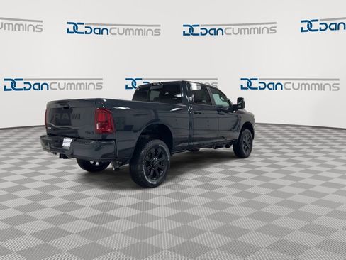 New 2026 RAM 2500 Big Horn AWD/4WD image 8