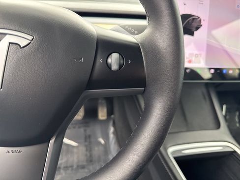 Used 2021 Tesla Model 3 Standard Range Plus RWD image 24