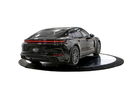 Certified 2025 Porsche Panamera Turbo AWD/4WD image 7