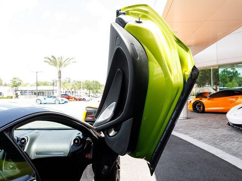Used 2023 McLaren GT RWD image 46