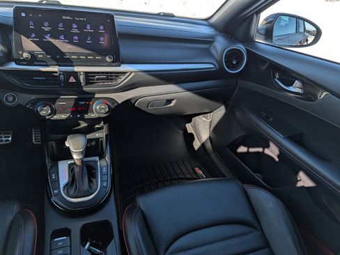 Used 2022 Kia Forte GT w/ GT2 Package image 11