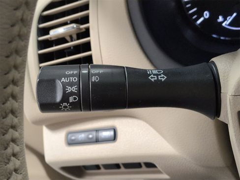 Used 2015 Nissan Altima 2.5 SV image 27