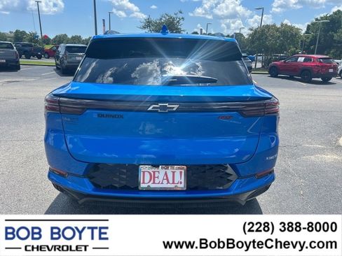 New 2025 Chevrolet Equinox EV RS w/ LPO, Illumination Package image 6