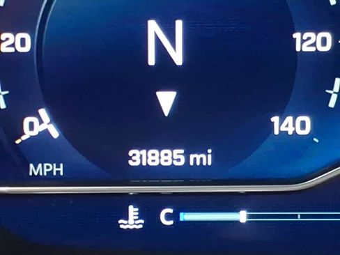 Used 2022 Chevrolet Tahoe Z71 w/ Luxury Package image 25