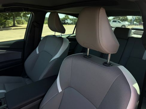 Used 2025 Toyota Camry SE w/ Multimedia Upgrade Package FWD image 12