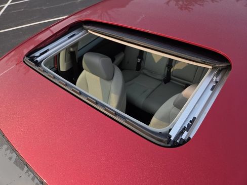 Certified 2025 Honda Accord SE image 3