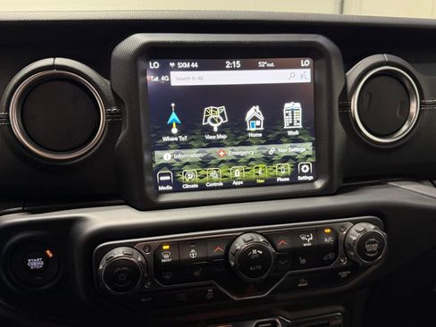 Used 2023 Jeep Wrangler Unlimited Sahara w/ Cold Weather Group image 27