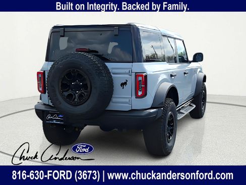 New 2026 Ford Bronco Badlands AWD/4WD image 8