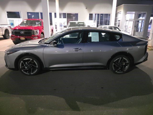 Used 2025 Kia K4 GT-Line w/ GT-Line Premium Package FWD image 3