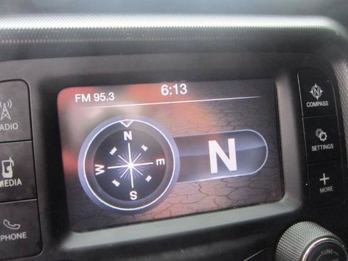 Used 2018 Jeep Wrangler Unlimited Sport AWD/4WD image 15