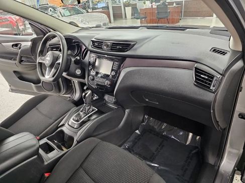 Used 2020 Nissan Rogue Sport S w/ Appearance Package image 8