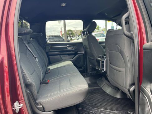 Used 2021 RAM 1500 Big Horn RWD image 32