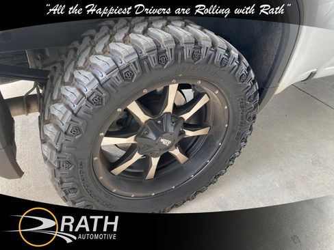Used 2025 GMC Sierra 1500 Pro w/ Pro Value Package AWD/4WD image 11